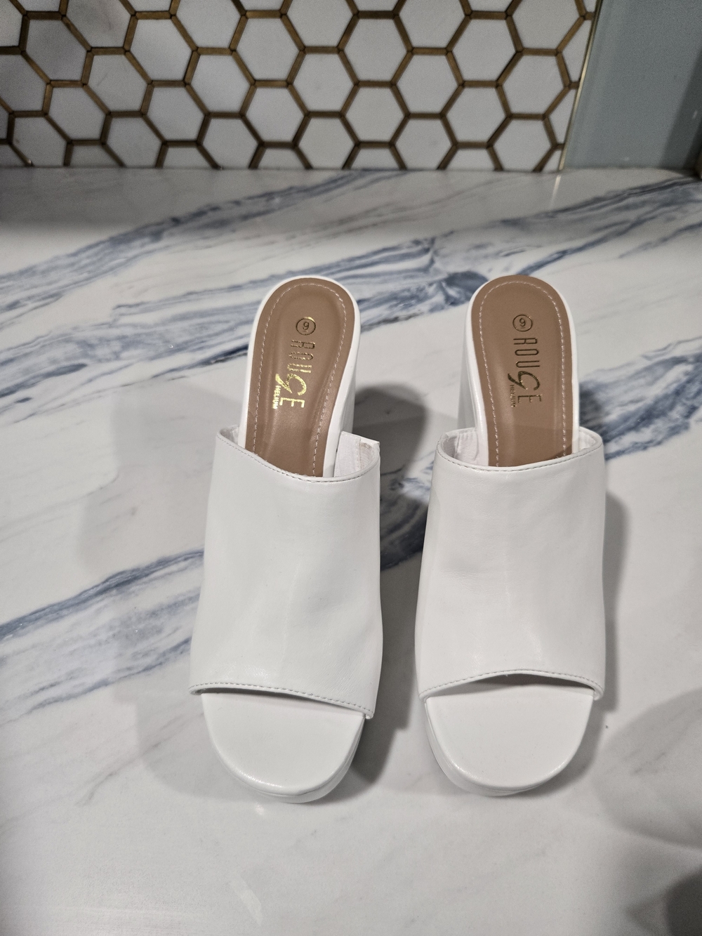 Rouge Helium White Open-Toe Slide Mules